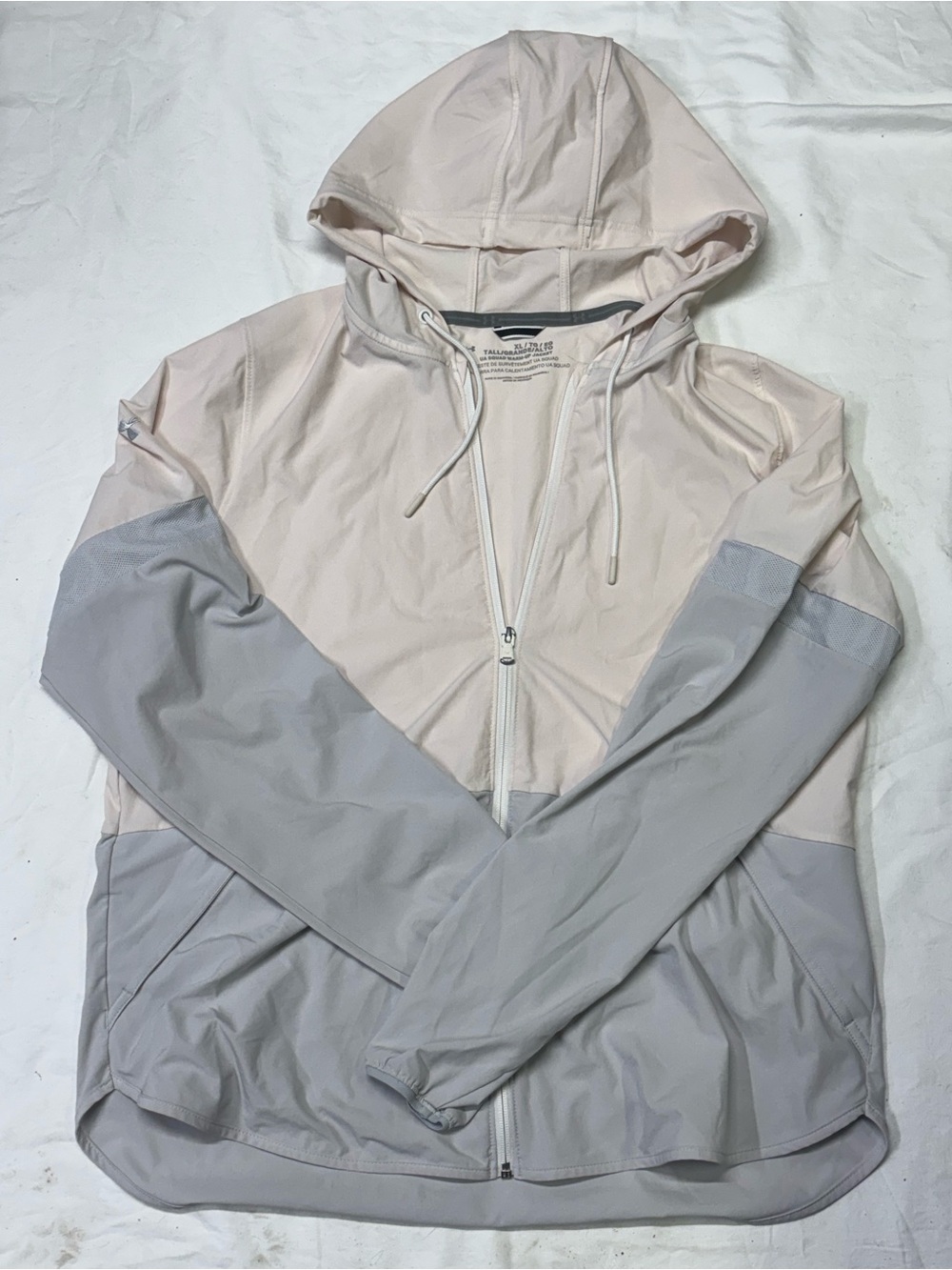 Under Armour Two-Tone Lightweight Hooded Jacket - Pale Pink & Light Gray